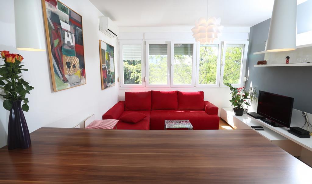 Apartment Peni Split Bagian luar foto