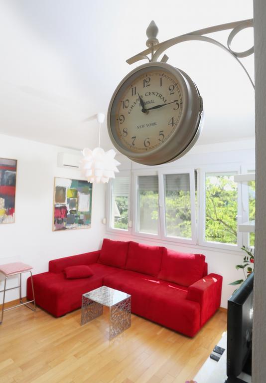 Apartment Peni Split Bagian luar foto